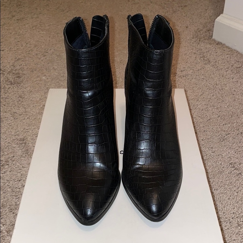 Snakeskin Steve Madden Booties